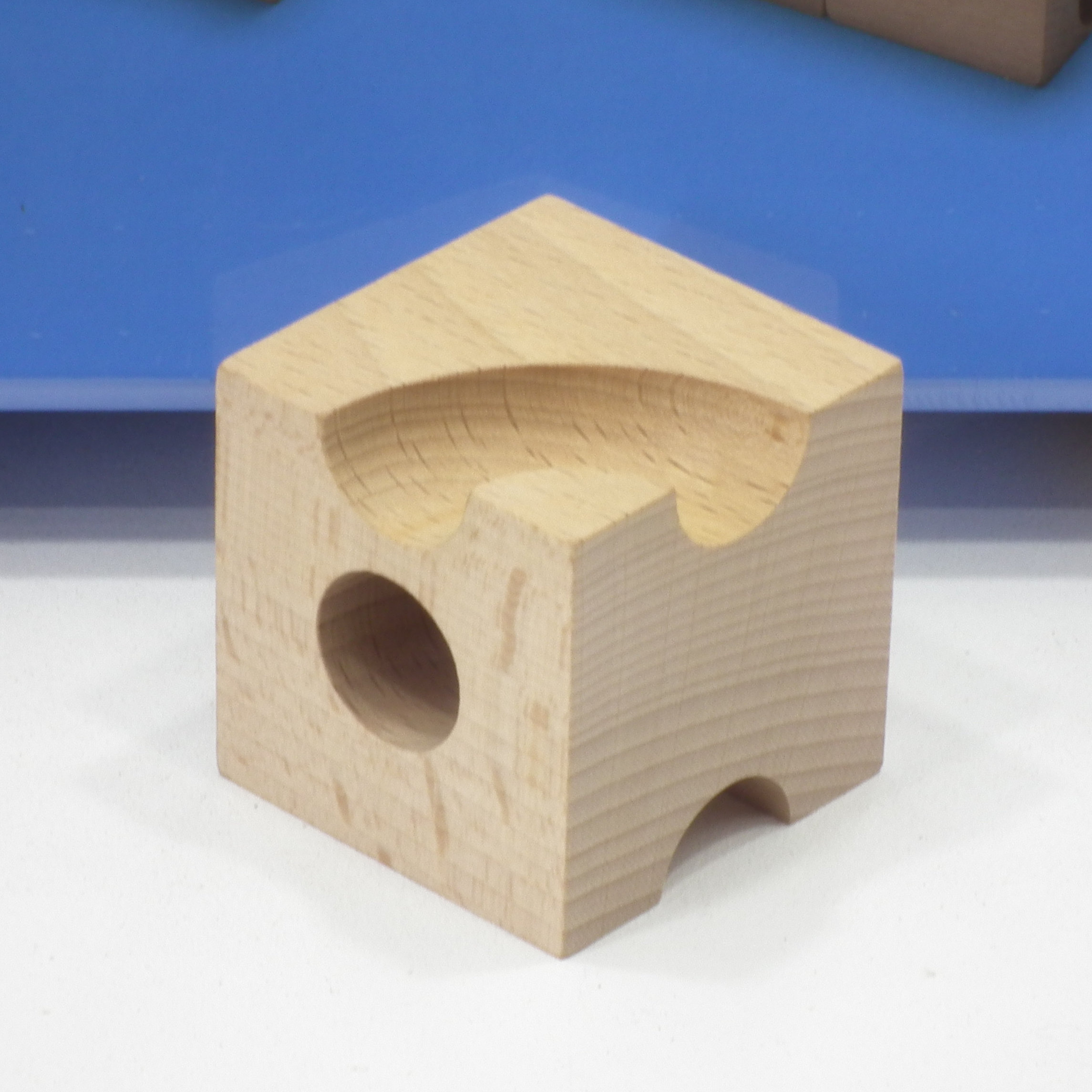 PRO - Image 4